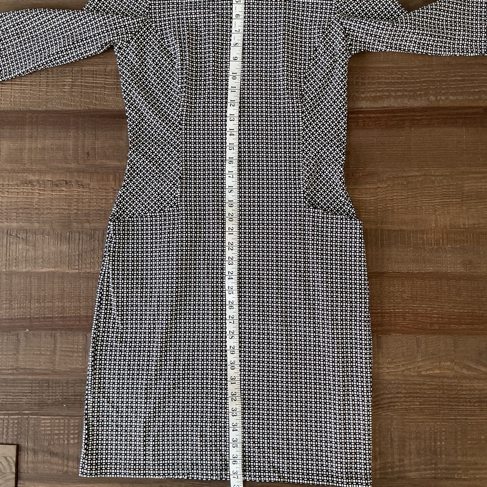 J. McLaughlin Black White Catalina Cloth Catalyst Dress Pockets Size Medium - Picture 6 of 10